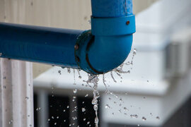 Mənzildə su sızmasını necə aşkar etmək olar?