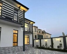 Fasad boya işləri görülür