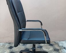 Təkərli ofis kreslo təmiri