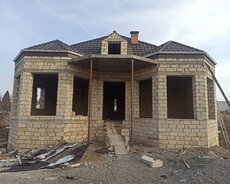 Sərfəli qiymətə keyfiyyətli Ev tikintisi