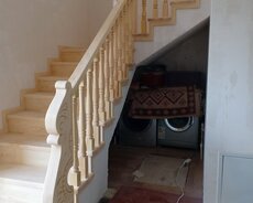 Taxta pilləkənlər məhəccərlər