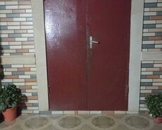 Kafel-metlax ustası