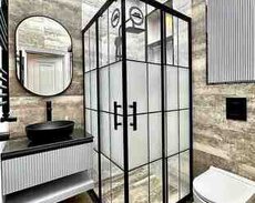 Duş kabinləri və arakəsmələr