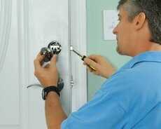 Çilingər Bağlı Qapıların Açılması