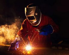 Svarka ustasi Qaynaqci