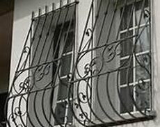 reşotqalar ( dəmir barmaqlıqlar)